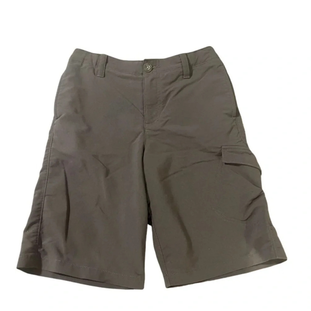 ❇️UNDER ARMOUR Cargo Shorts 2 for $22❇️